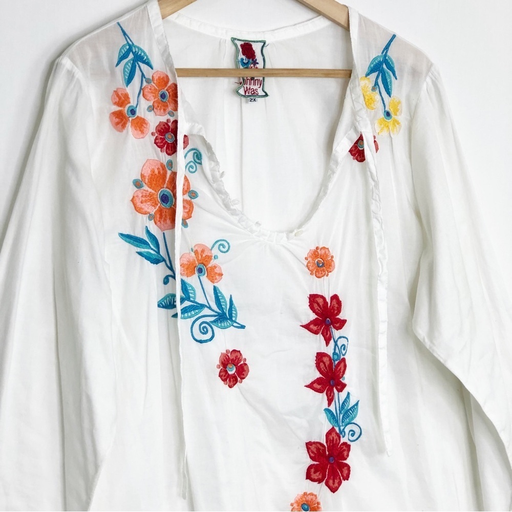 Johnny Was 2X  White embroidered BoHo tunic blouse - Picture 5 of 9